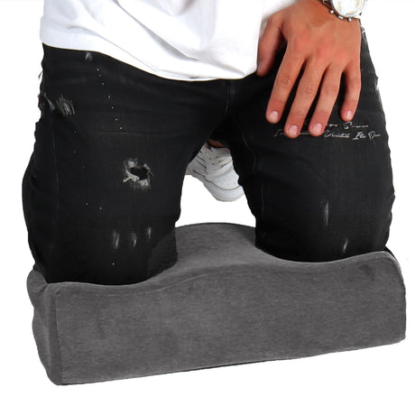 Grey Yesindeed thick foam kneeling pad shown beneath a model’s knees